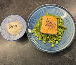 Stek z łososia w sosie teriyaki